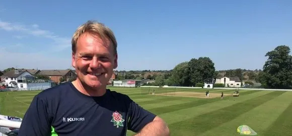 Lancashire appoint Paul Shaw as the permanent head coach