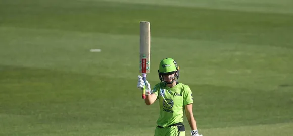 Phoebe Litchfield named in the Sydney Thunder squad for the weekend fixtures