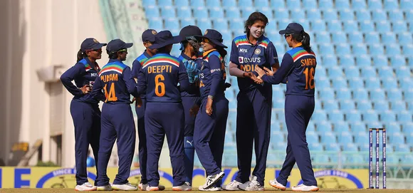 You'll see a different Shafali, says Powar; Mithali backs Jhulan to last Tests, ODIs