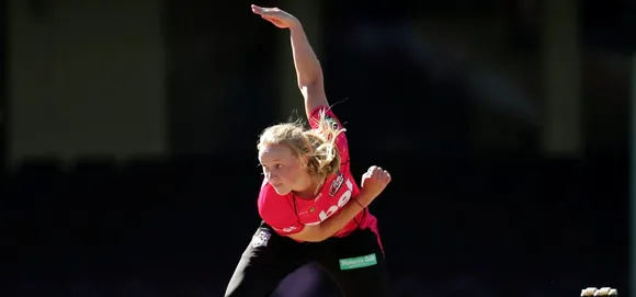 Perth Scorchers complete squad with the signing of Kim Garth