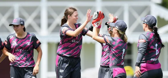 Katie Gurrey, Eimear Richardson help Northern Districts to a 17-run win over Central Hinds