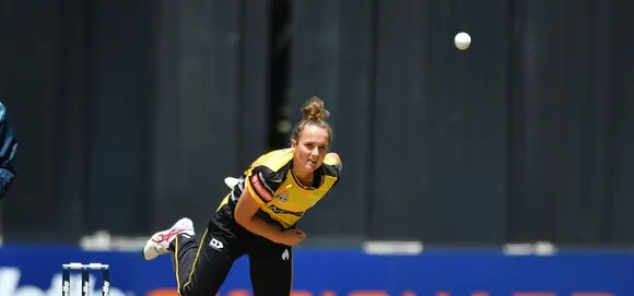 Amelia Kerr wins top honours at Cricket Wellington Awards for 2021