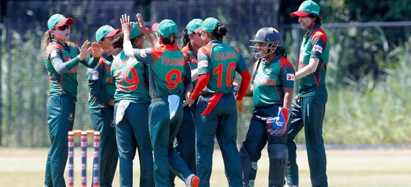 Bangladesh book their tickets to the semis with an easy win