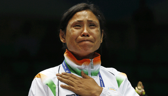 Indian Boxer Sarita Devi suspended by AIBA   