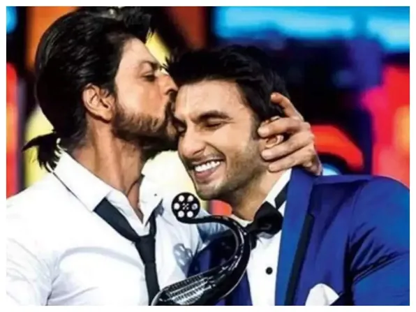 Ranveer Singh showers praise on Shah Rukh Khan, says the superstar made  Indian entertainment what it is | Hindi Movie News - Times of India