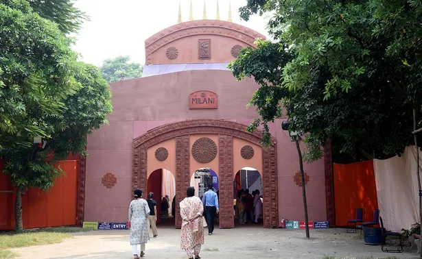 Miloni Cultural and Welfare Association in Mayur Vihar Phase-1 has replicated the famous Terracotta Temple of Bishnupur in West Bengal in their Durga Puja pandal.