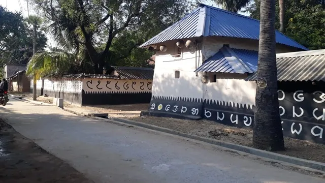 Santhal village art mithu