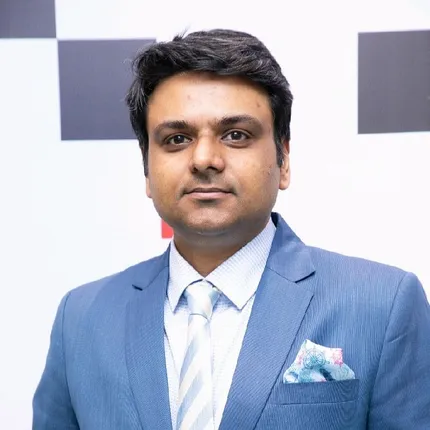 Raymond s Shawn Chandy joins Paragon Footwear as CMO