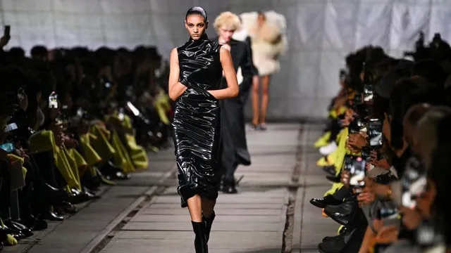 Alexander mcqueen clearance first collection