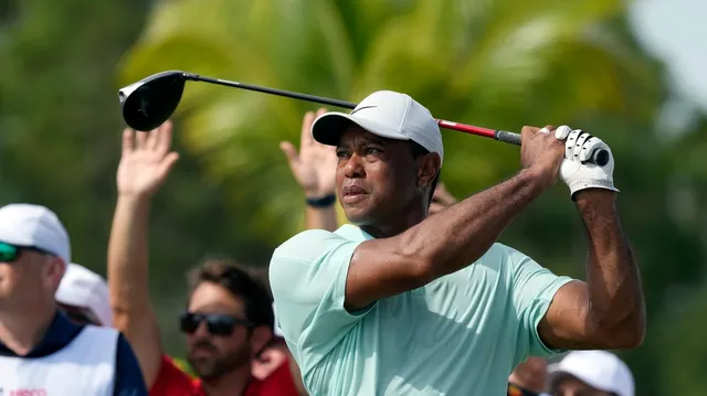 Tiger woods sponsor hot sale