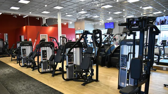 Snap fitness equipment top
