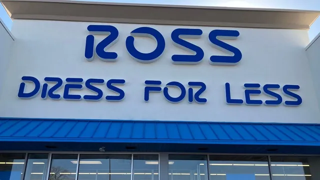 Ross Dress for Less Grand Opening in Burton Reviving Courtland