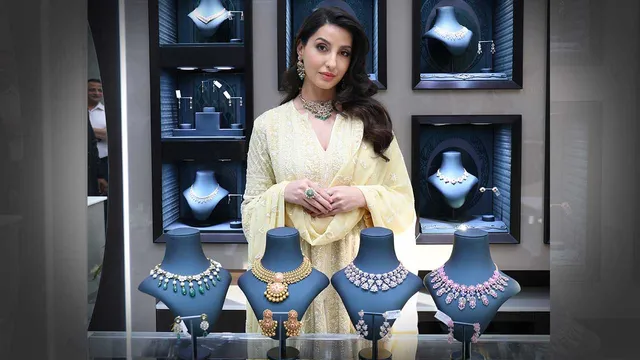 Bollywood star Nora Fatehi inaugurates Kalyan Jewellers’ two new showrooms in New Delhi.jpg