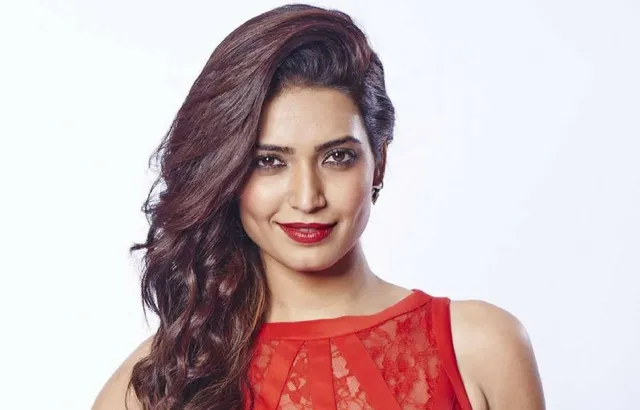 KARISHMA TANNA TALKS ON HER ROLE IN NAAGIN 3