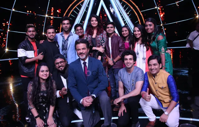 Fanney Khan Team grooves to the tunes of Indian Idol 10 contestants