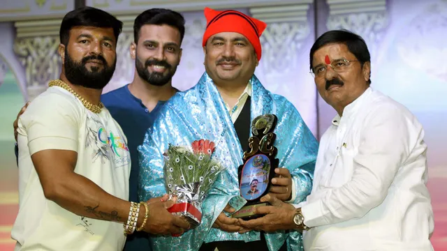 Dr. Santosh Pandey Thanks Chandu Dada Patil for Koli Festival Invite