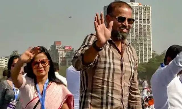 Yusuf Pathan joins Mamata Banerjee's TMC, to contest Lok Sabha Polls from Berhampore