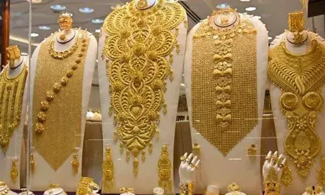 Gold price regains ₹58,000 per 10 gm levels on MCX after dovish US Fed minutes