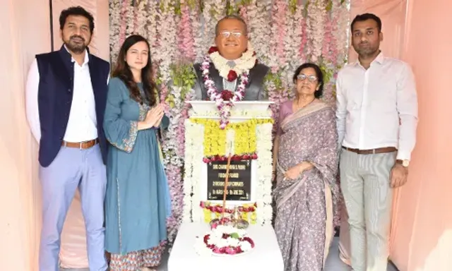 Statue of Late Chandreshbhai S. Parikh unveiled at 20 Microns plant in Waghodia