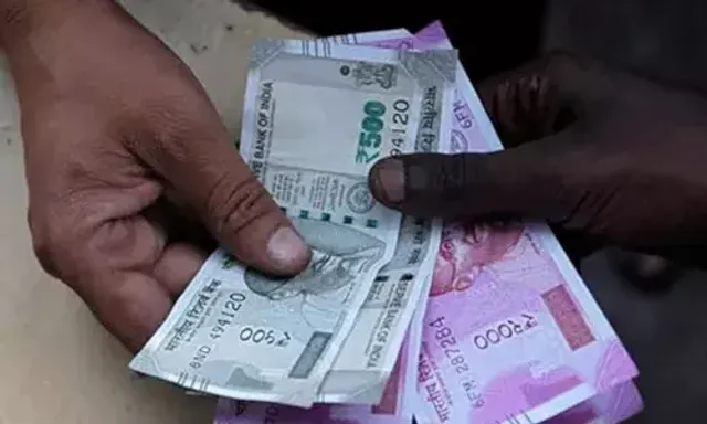 Rupee declines to an all-time low of 80 per dollar