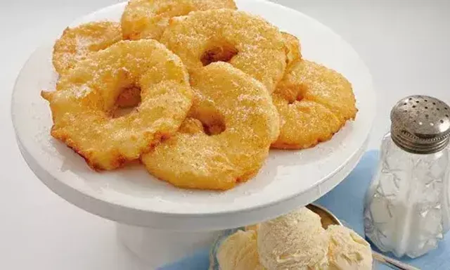 Pineapple Fritters Recipe: Crispy on the outside and sweet and soft on the inside, Pineapple Fritters are indeed a delight to have