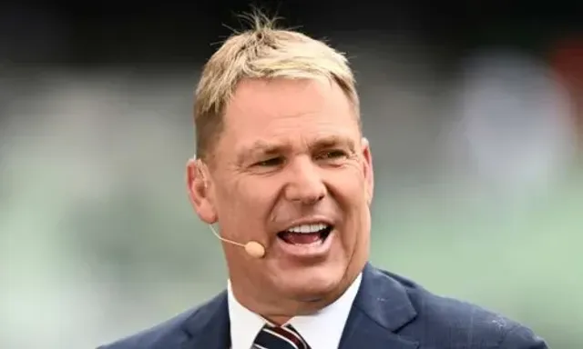 Shane Warne had complained of chest pain and sweating after extreme fluid-only diet prior to his vacation: Manager