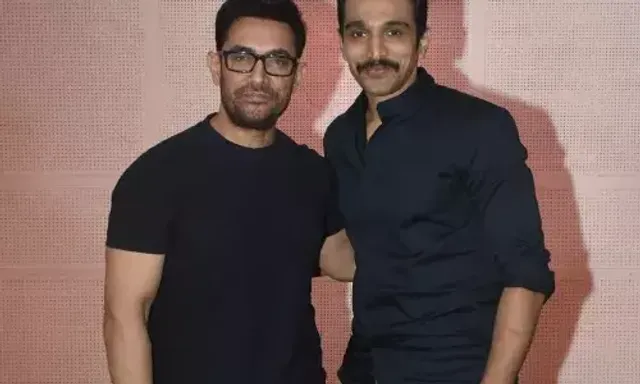 When superstar Aamir Khan told Pratik Gandhi that he started his film career with gujarati theatre