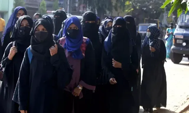 Hijab row: Karnataka govt extends holiday for PU colleges till Feb 15