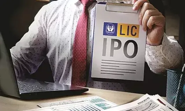 Govt to seek Rs.50,000 cr next month from LIC IPO: Report