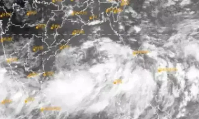 ICG’s Coordination efforts ensure safety during severe cyclonic storm ‘Remal’