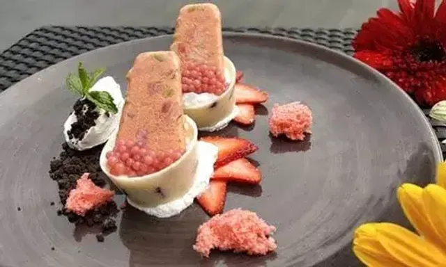 Strawberry Infused Kulfi Recipe: Strawberry Infused Kulfi is a delicious dessert recipe that you can try at home for your loved ones in summers