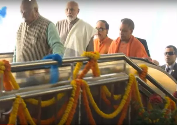 Live : PM Modi inaugurates DMRC Magenta Line Metro Train at Botanical Garden