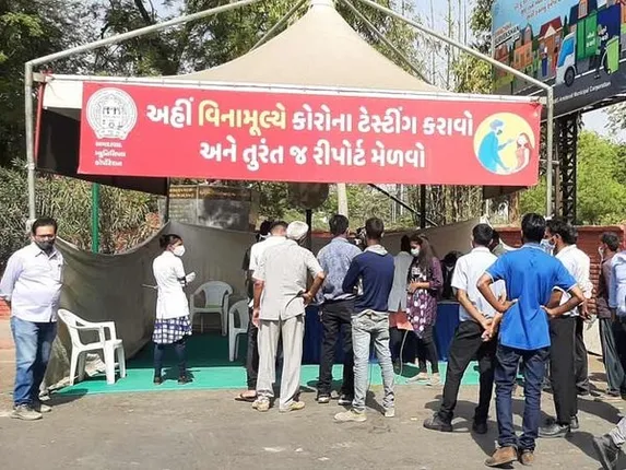 Covid-19 :  રાજ્યમાં આજે 12064 નવા કેસ નોંધાયા, 13085 લોકોએ કોરોનાને આપી મ્હાત