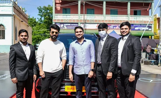 भारत की पहली कस्टमाइज्ड मर्सिडीज-मेबैक के मालिक है राम चरण