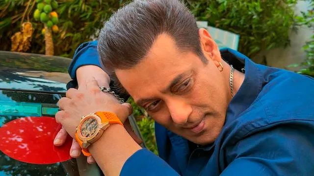 Sikandar in Trouble: Salman Khan slammed for wearing a Ram Mandir watch by  Maulana