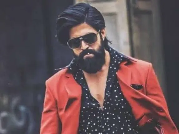 KGF Superstar's Yash fandom knows no bound; thousands of fans expected to throng his event in Delhi!
