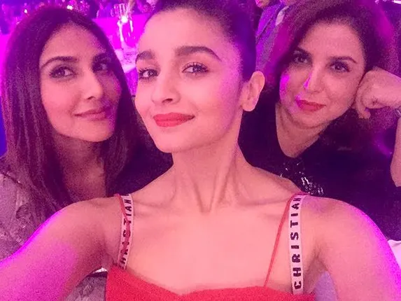 Watch Video: Alia Bhatt Blushing As People Wish  Congratulations on Video Call with Farah Khan