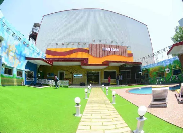 Bigg Boss 2: பிக் பாஸ் தமிழ் சீசன் 2 வீடு எப்படி இருக்கும் தெரியுமா?