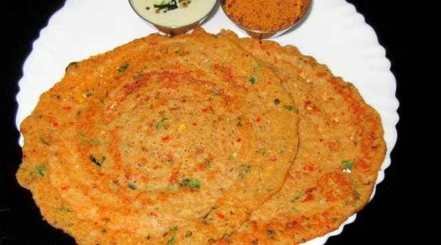 ரவையில் சுவையான அடை இப்படி செய்யுங்க.. இப்பவே செஞ்சு பாருங்க!
