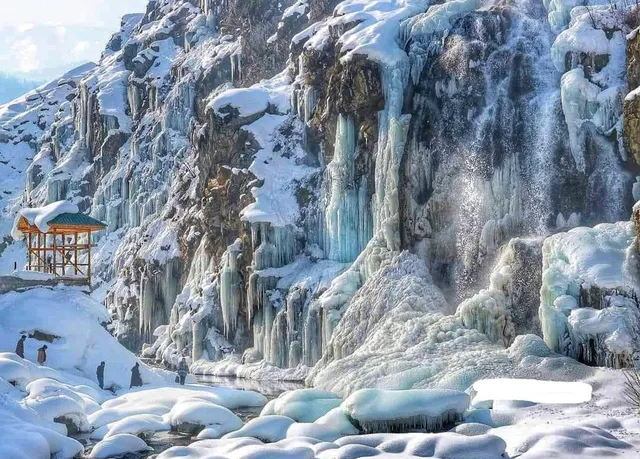 Drang: The frozen wonderland. Pic: Sajad Hameed