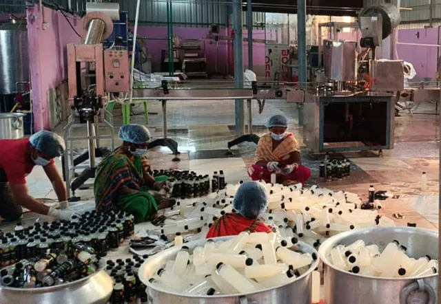 Women workers preparing Tankapaani at the Kuhunda unit in Odisha. Pic: Shanti Mahila Udyog 