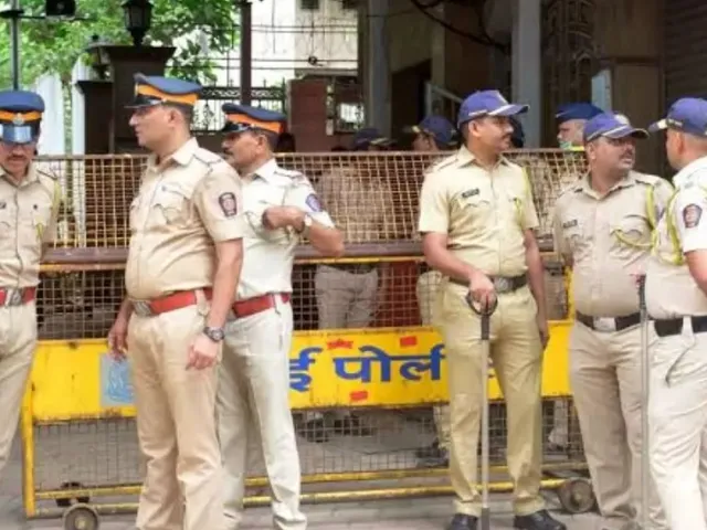 thane police.jpg