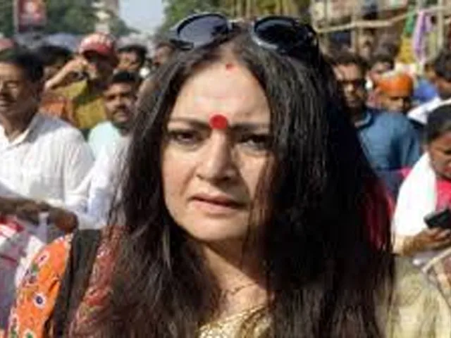 উজ