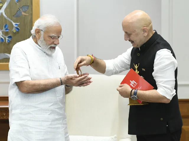 anupam and modiw1.jpg