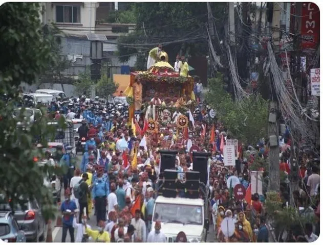 তিন বছর পর কাঠমান্ডুর রাস্তায় জগন্নাথের রথযাত্রা