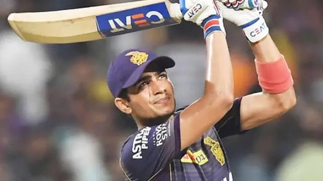 ৮৪ রান করে খলিল আমেদের বলে ফিরলেন শুভমন