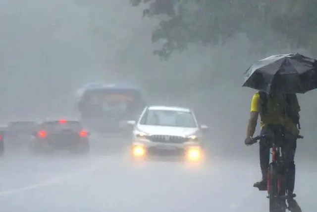 Ahead of Heat wave, IMD issued heavy rainfall alert