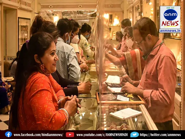 Theft in a unique way in a gold shop