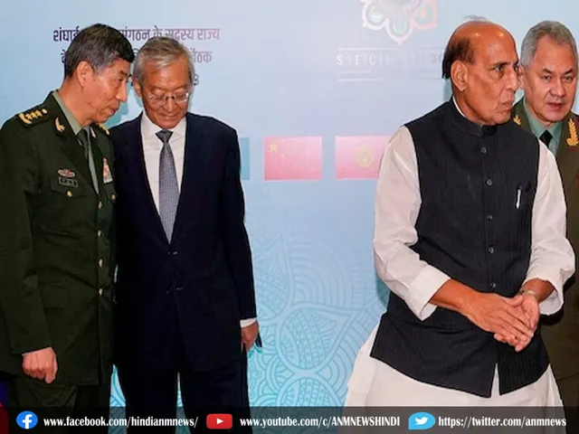 Defense Minister of China arrives in India