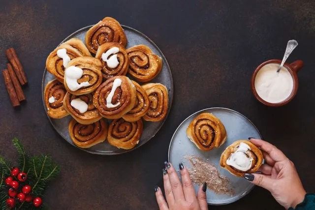 Cardamom Buns